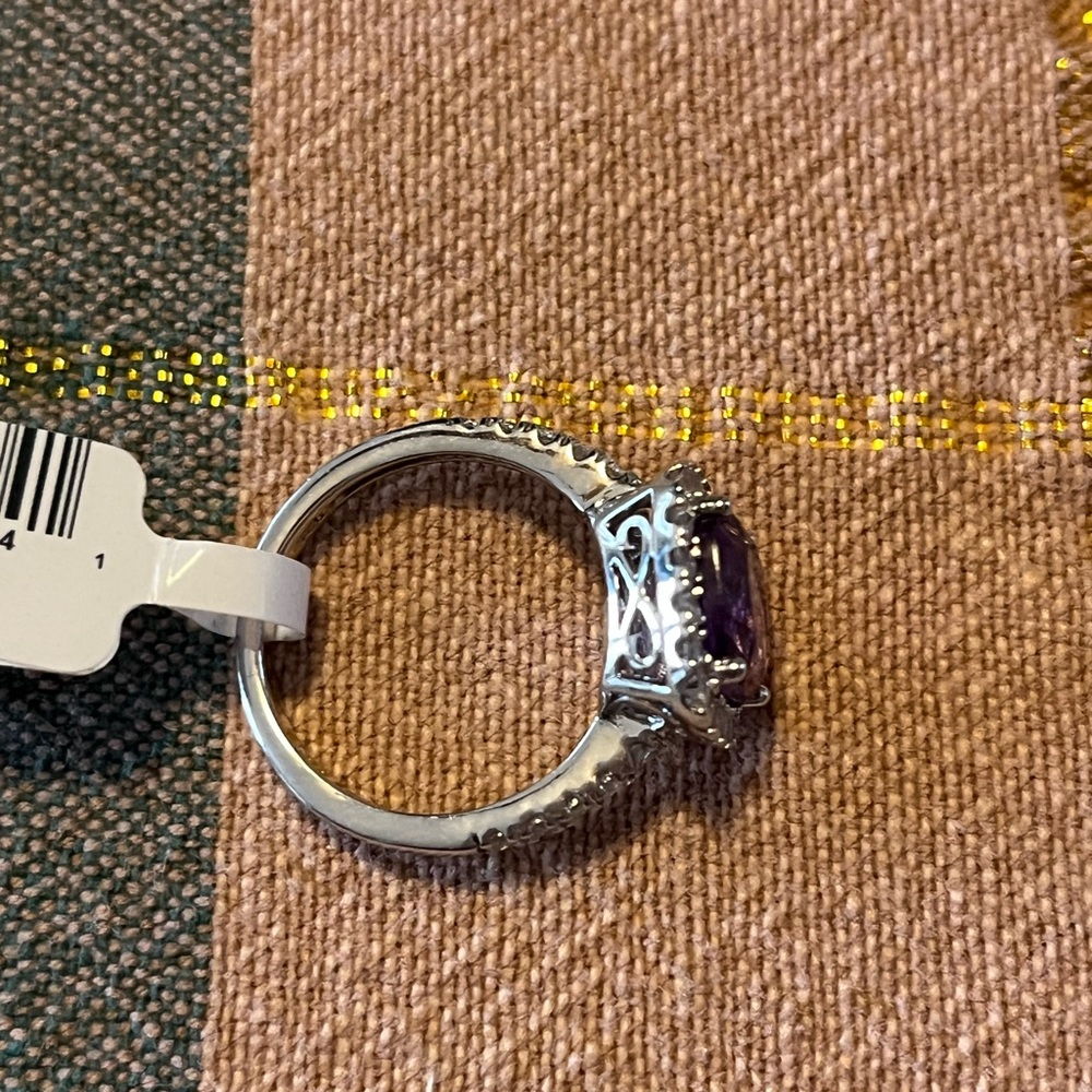 Sterling Silver Amethyst (?) Cushion Halo Ring - Size 7 - Picture 4 of 9